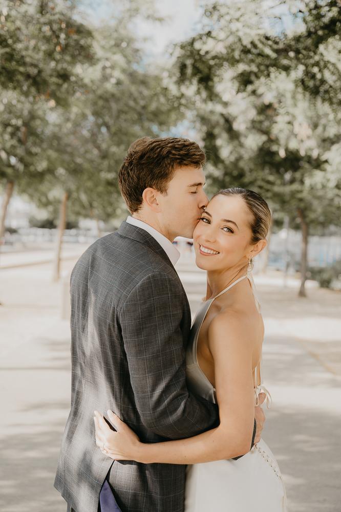 The Top 5 Must-Have Moments to Capture at Your San Diego Courthouse Wedding