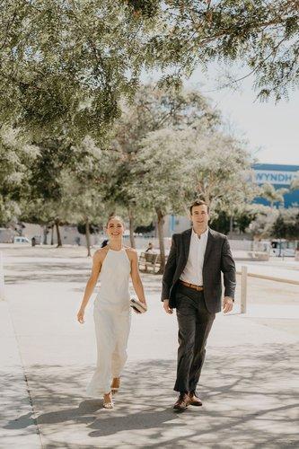 mobile - carousel-hero-element image-4