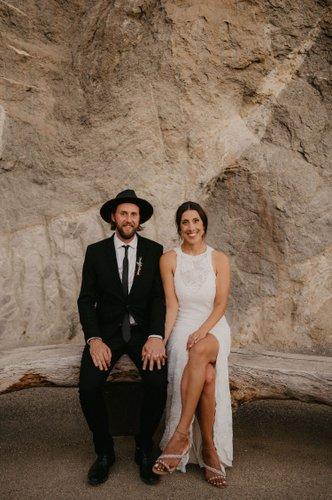 mobile - carousel-hero-element image-1