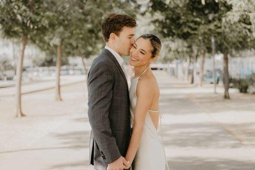 mobile - carousel-hero-element image-0