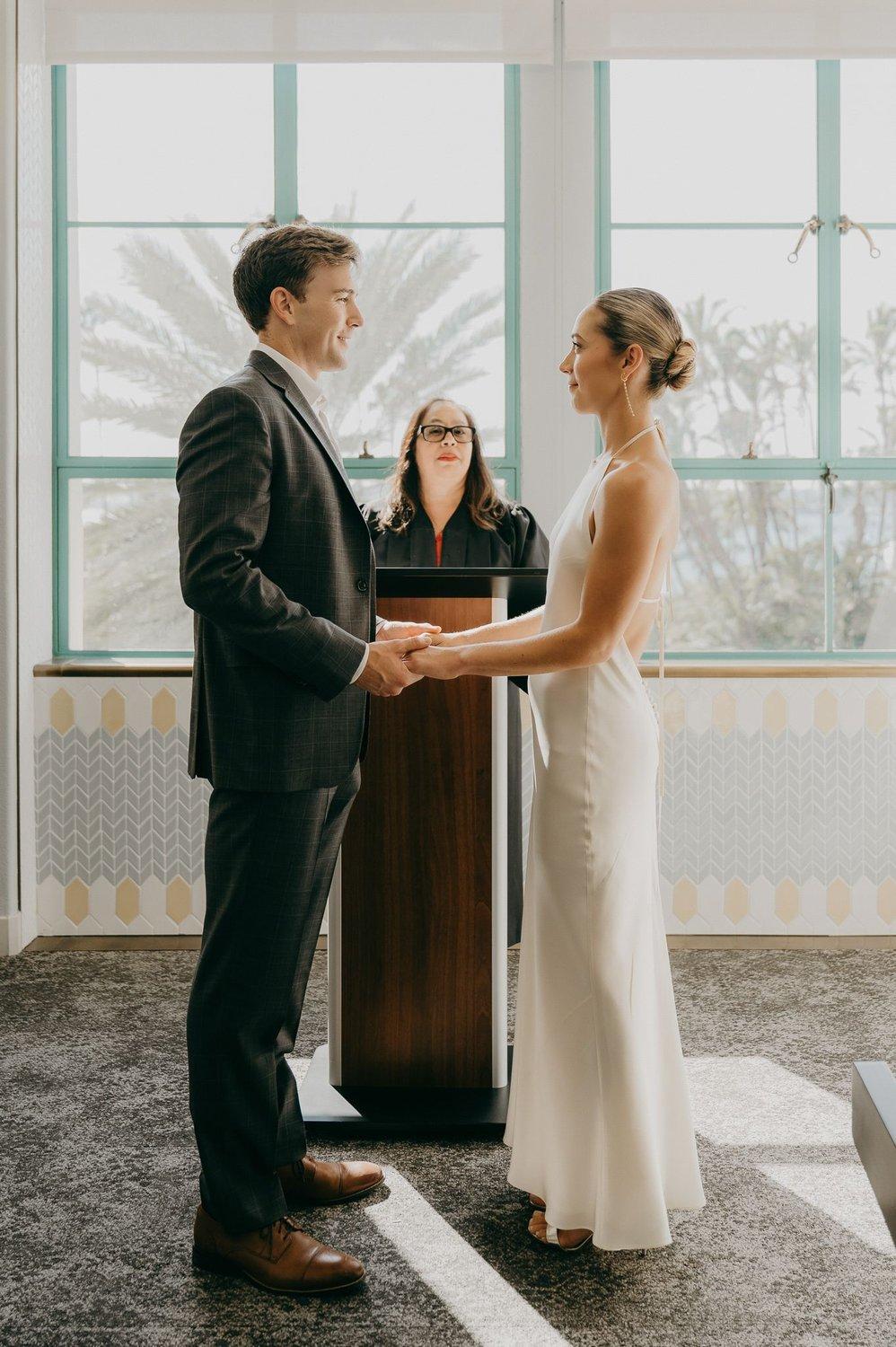 carousel-hero-element image-9